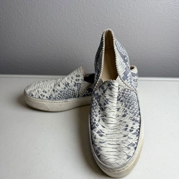 Stuart Weitzman Womens Sneakers Size 7 Platform Snakeskin Slip-On - Picture 7 of 9